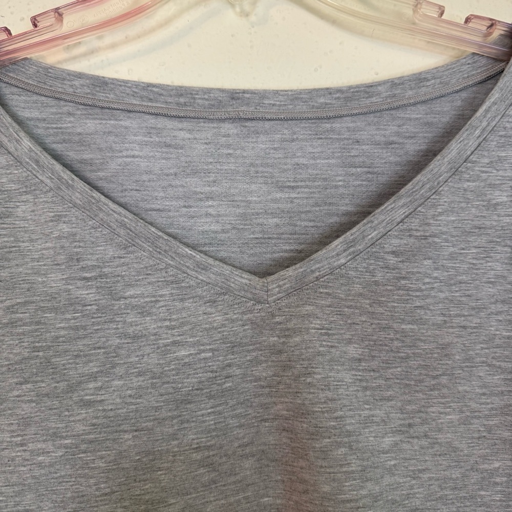 Lululemon Cropped Bell Sleeve Show Your Depth V Neck Pullover Size XS/S GRAY - Picture 5 of 9